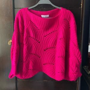 COPY - NWOT Elodie batwing crop magenta sweater M